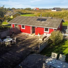 Holiday Home Reeta - 450m from the sea by Interhome