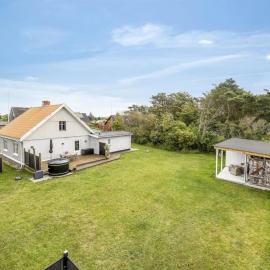 Holiday Home Nanja - 250m from the sea by Interhome, hotel em Læsø