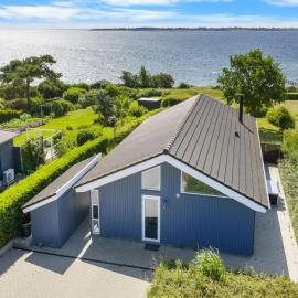 Holiday Home Ubavka - 100m from the sea by Interhome