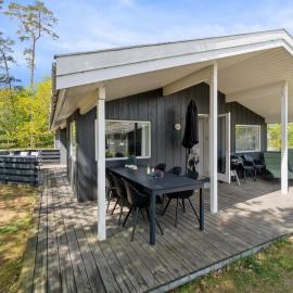Holiday Home Liska - 60m from the sea by Interhome
