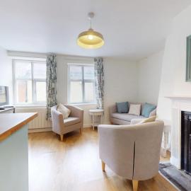Aylsham Newly Refurbished 2 Bed Apartment