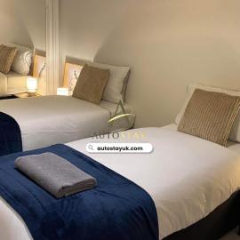 2 Bed Apartment Free Parking Close to Gatwick, hotel en Copthorne