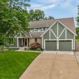 The Shawnee Smart Estate Spacious sleeps 10