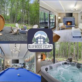 Bluewood Escape at Pocono Farms Sauna Hot Tub