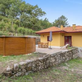 Casa Dos Mirtilos, Germil - Gerês, hotel di Germil