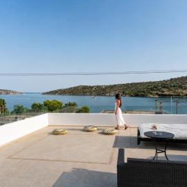 Seascape Nafplio Residence、ヴィヴァリのホテル