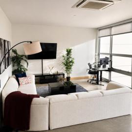 Modern Downtown Detroit Loft with Skyline views, hotel a Detroit