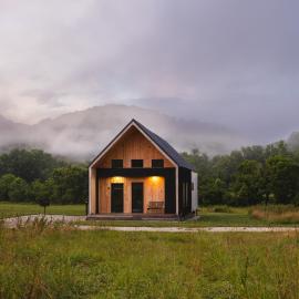 Hiker's Haven at Three Suns Cabins