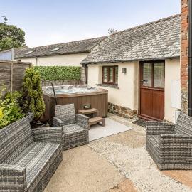 Granary Barn A Rural Retreat - Private Hot Tub