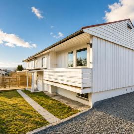 Spacious Suite in drammen Krokstadelva，德拉門的飯店