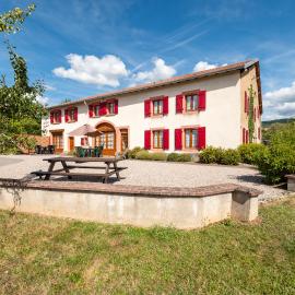 Gîte Les 2 Fontaines - Gîte 1, hotel v mestu Fraize