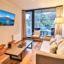 HOM I Piscina Temperada, WiFi, Estacionamiento, Calefacción Central, Vista parcial al lago
