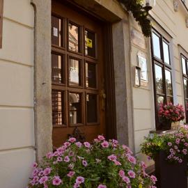 Hotel Paradies, hótel í Teplice