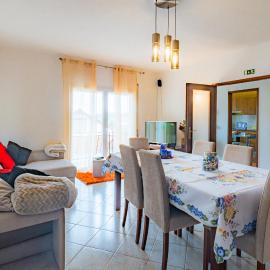 Casa dos Fetos Varanda Panorâmica & Natureza，歐倫的飯店