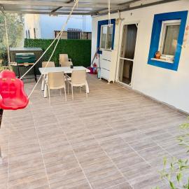 Defne Apart, hotel a Guvercinlik