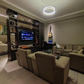 Apartamento privado con terrazas y Tv giratoria l Hasta 4 huéspedes
