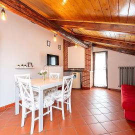 San Luigi Apartment 2, Hotel in Beinasco