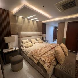 The Goldcrest Collection - Luxury Apartments DHA Phase 4 Lahore, hotel di Lahore