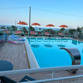 Dea Cupra Village, hotell i Cupra Marittima