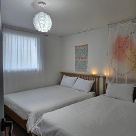SNU Station 13min, Line 2, Hongdae,Gangnam 30min, 6pax, Hotel in Seoul