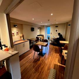 The Global Club Luxury Apartments and Spa, hotell i Twickenham