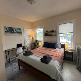 -No14- Cozy Room in an Apartment - Walk to MIT and Red Line T Station - Cambridge Boston