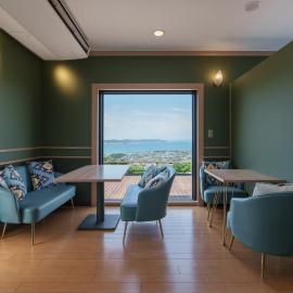沖縄の海を見渡す絶景の貸切ヴィラ, hotel en Nanjō