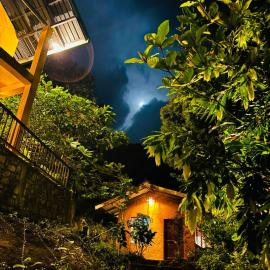 Serendib House - River View Jungle Stay Near Sinharaja Kudawa Gate