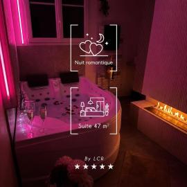 Cocon de la Tour - Jacuzzi - Nuit Romantique, hotell i Compiègne