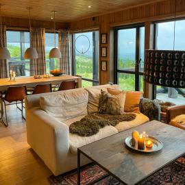 Mountain cabin with panoramic view of Jotunheim