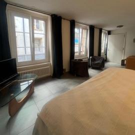 Grand studio au centre ville de Neuchâtel