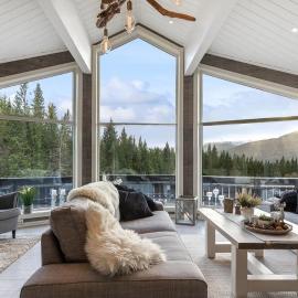 Spacious modern cabin in a quiet setting on Voss – hotel w mieście Giljane