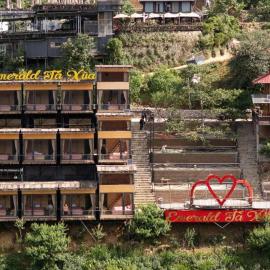 Homestay Emerald Tà Xùa, khách sạn ở Bản Bé