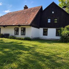 Romantická Chalupa Libáň Zliv – hotel w mieście Libáň