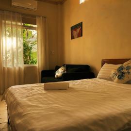 Spacious house - Citadel Garden home