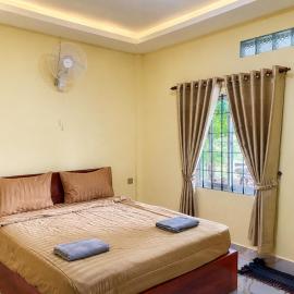 AHHA River Breeze Kampot, hotel i Kampot