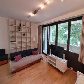 Bright & Cozy Apartment in Mainaschaff, hotel u gradu 'Mainaschaff'