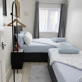 Stanton- 2 Stylish Bedroom