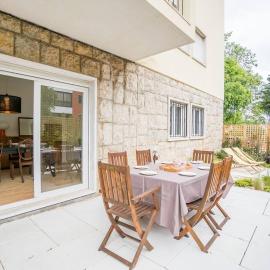 Apartment in Downtown Cascais with Garden