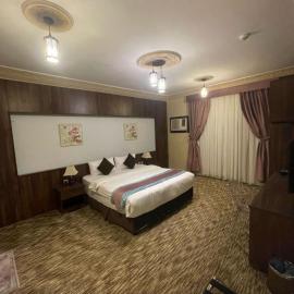 Marina Service Apartment, hotel i Rayyis