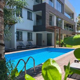 Montécrista - Superbe Appart' moderne, Piscine & Plage Pereybere 2min