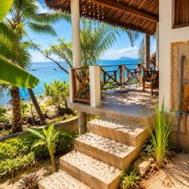 Celestia Madagascar Bungalow Vue Mer a Nosy Komba