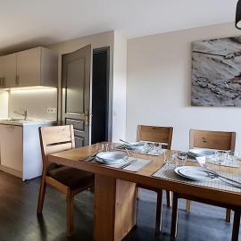 Résidence Les Cristaux - Appartement rénové · Proche des pistes · Balcon · WIFI · Hammam · Sauna MAE-0074, hotel a Levassaix