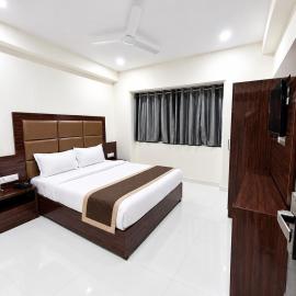 Hotel Rinza Residency Inn