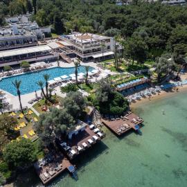 DoubleTree by Hilton Bodrum Isil Club Ultra All-Inclusive Resort, hotel em Torba