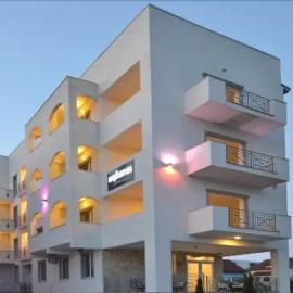 Mykonos Boutique Villa, hotel in Mamaia Nord – Năvodari