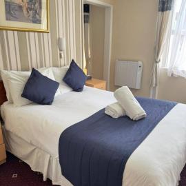 Parkwood Hotel