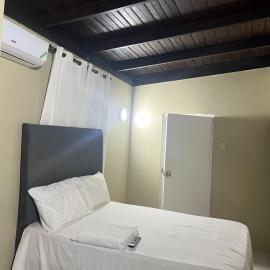Manor Villas, khách sạn ở Kingston