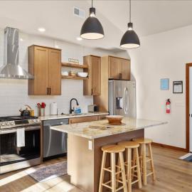 Lone Elk Retreat Red Lodge، فندق في ريد لودج