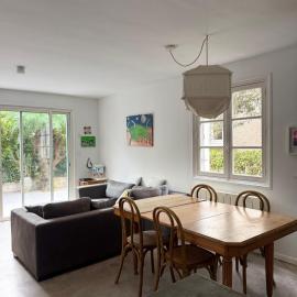 Maison 300 m de la plage avec un bel extérieur